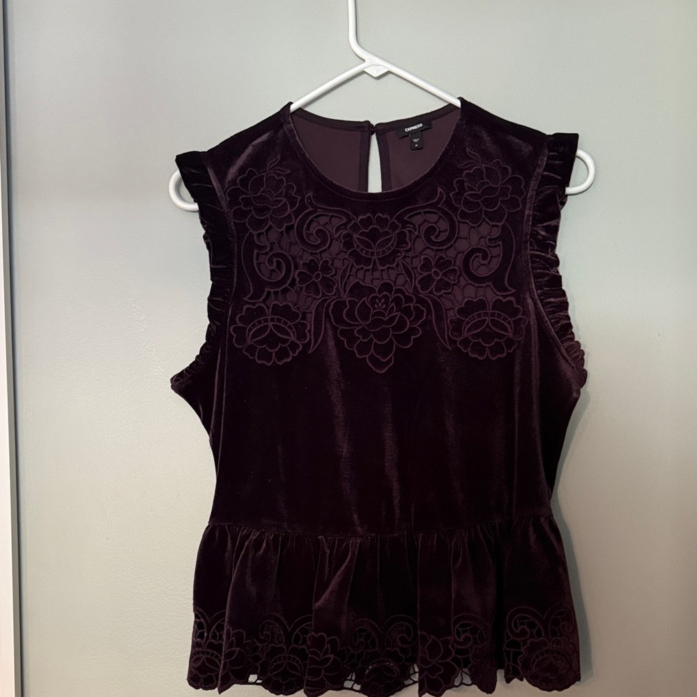 Express Velvet peplum Sleeveless Top size medium